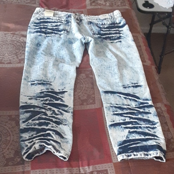 ENCRYPTED Other - Men Jean